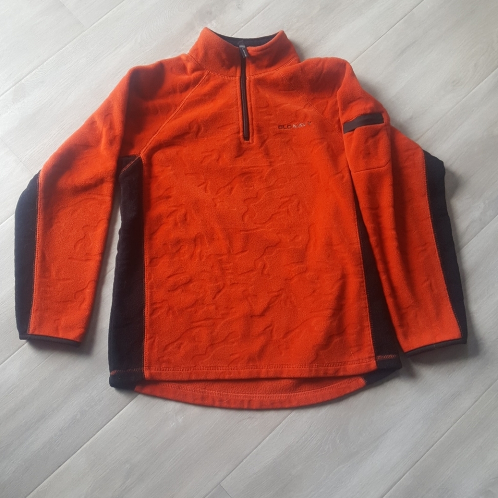 Old Navy boys pull over sweater